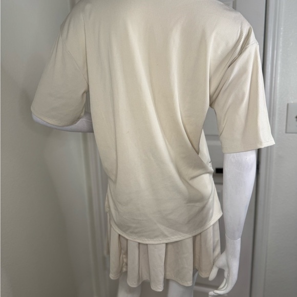 Mango Cream Graphic Tee and Skirt Set - Picture 8 of 11